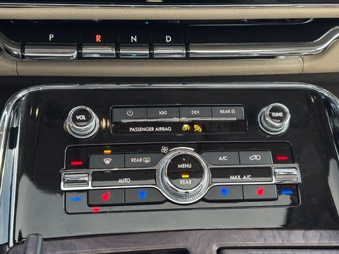 Certified 2024 Lincoln Navigator Reserve image 26