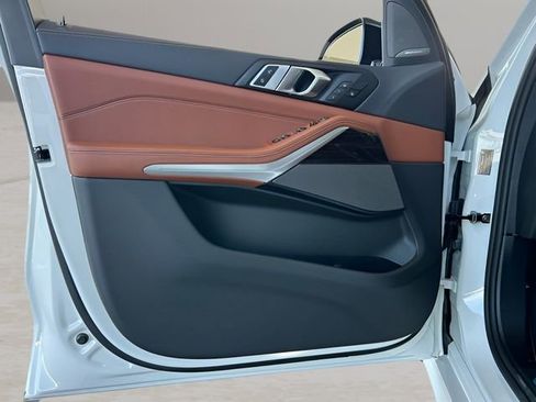 New 2026 BMW X5 sDrive40i w/ M Sport Package image 10