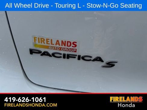 Used 2023 Chrysler Pacifica Touring-L w/ S Appearance Package AWD/4WD image 48