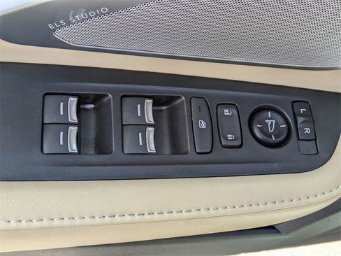 Used 2023 Acura RDX w/ Technology Package image 11