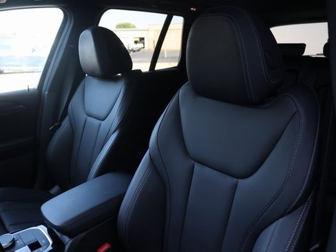 Used 2024 BMW X3 xDrive30i w/ Convenience Package image 7