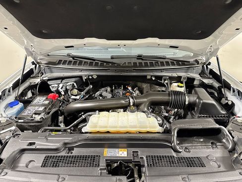 Used 2025 Ford Expedition Max Platinum image 31