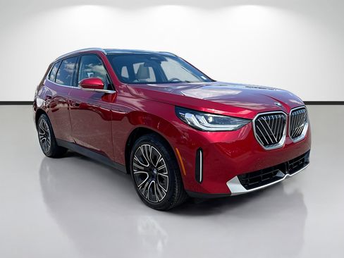 Used 2025 BMW X3 xDrive30i AWD/4WD image 1