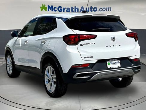 Used 2025 Buick Encore GX Preferred AWD/4WD image 5
