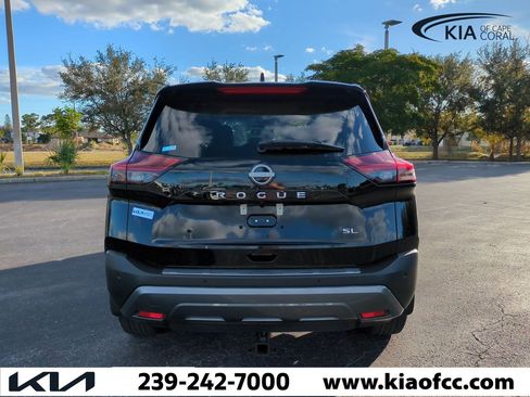 Used 2023 Nissan Rogue SL image 6
