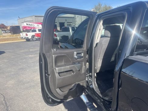 Used 2019 Chevrolet Silverado 1500 LT w/ Texas Edition image 26