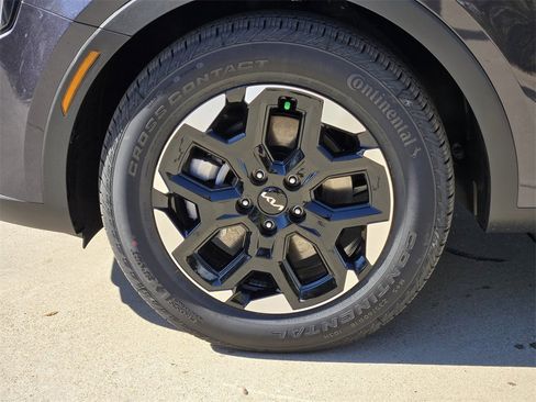 New 2026 Kia Sorento S image 8