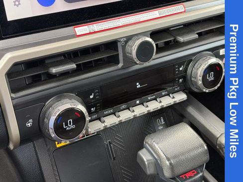 Used 2024 Toyota Tacoma TRD Sport w/ TRD Sport Premium Package AWD/4WD image 28