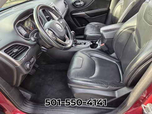 Used 2021 Jeep Cherokee Latitude Lux FWD image 11