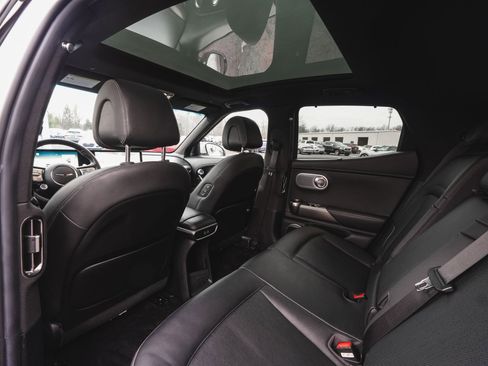 Used 2023 Genesis GV60 Advanced image 33