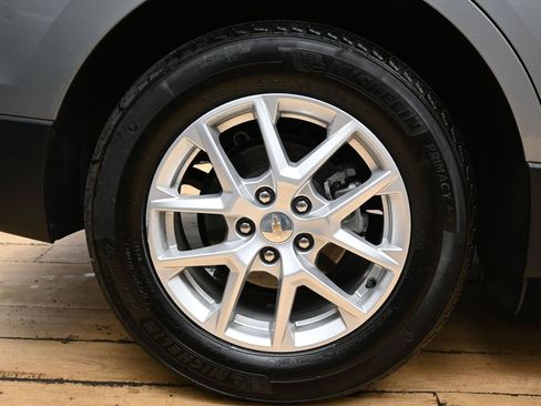 Used 2024 Chevrolet Equinox LS image 11