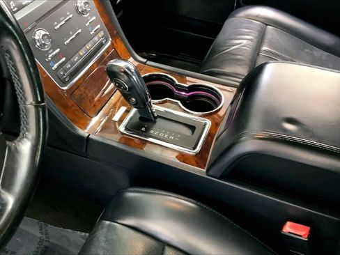 Used 2017 Lincoln Navigator Select RWD image 16