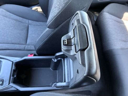 Used 2025 Honda Accord SE image 35