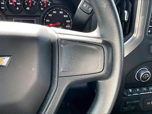 Used 2025 Chevrolet Silverado 2500 Custom w/ Custom Value Package image 18