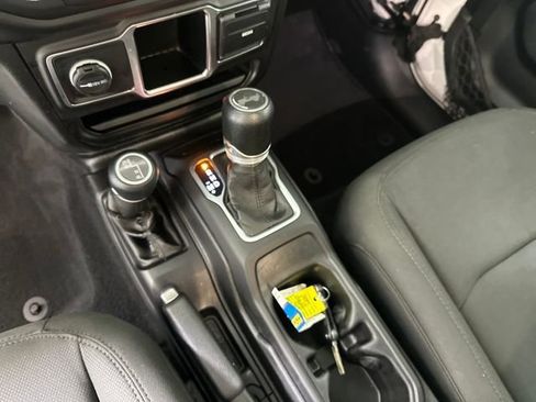 Used 2020 Jeep Wrangler Unlimited Sport AWD/4WD image 20