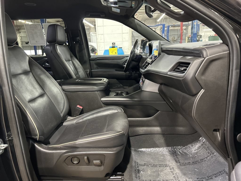 Used 2021 GMC Yukon XL SLT AWD/4WD image 42