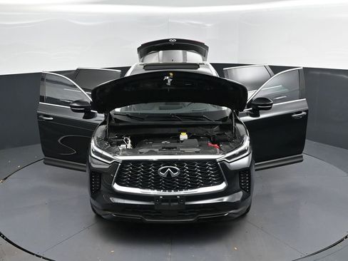 Used 2023 INFINITI QX60 Luxe w/ Vision Package image 54