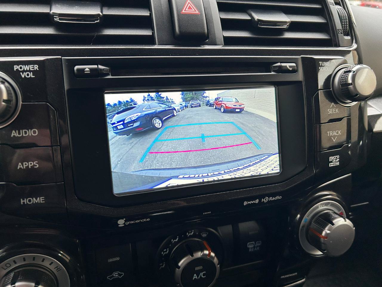 Used 2018 Toyota 4Runner TRD Off-Road Premium AWD/4WD image 16