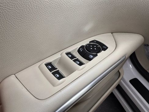 Used 2016 Lincoln MKZ AWD w/ Equipment Group 300A Reserve image 18