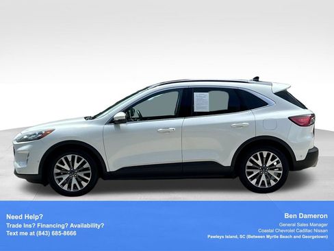 Used 2020 Ford Escape Titanium FWD image 16