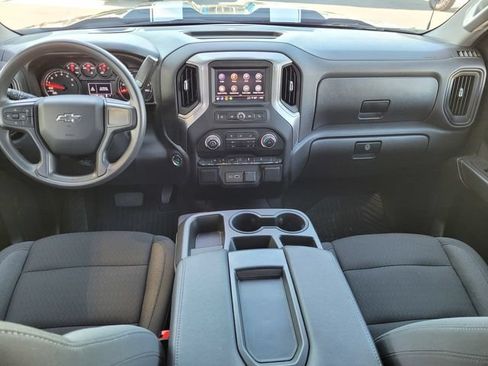 Used 2025 Chevrolet Silverado 1500 Custom Trail Boss w/ LPO, Dark Essentials Package AWD/4WD image 6