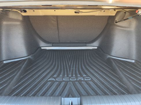 Certified 2023 Honda Accord EX image 31