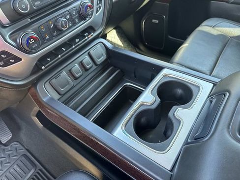 Used 2015 GMC Sierra 1500 SLT w/ SLT Crew Cab Value Package image 27