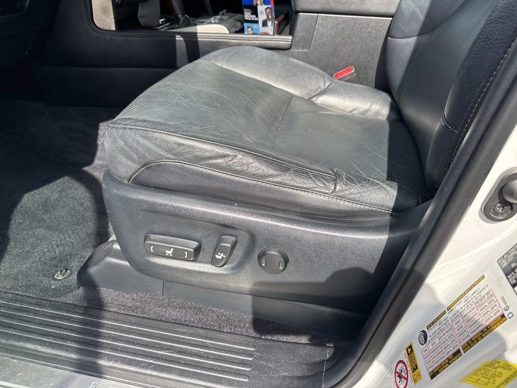 Used 2018 Lexus GX 460 Premium w/ Premium Package AWD/4WD image 19