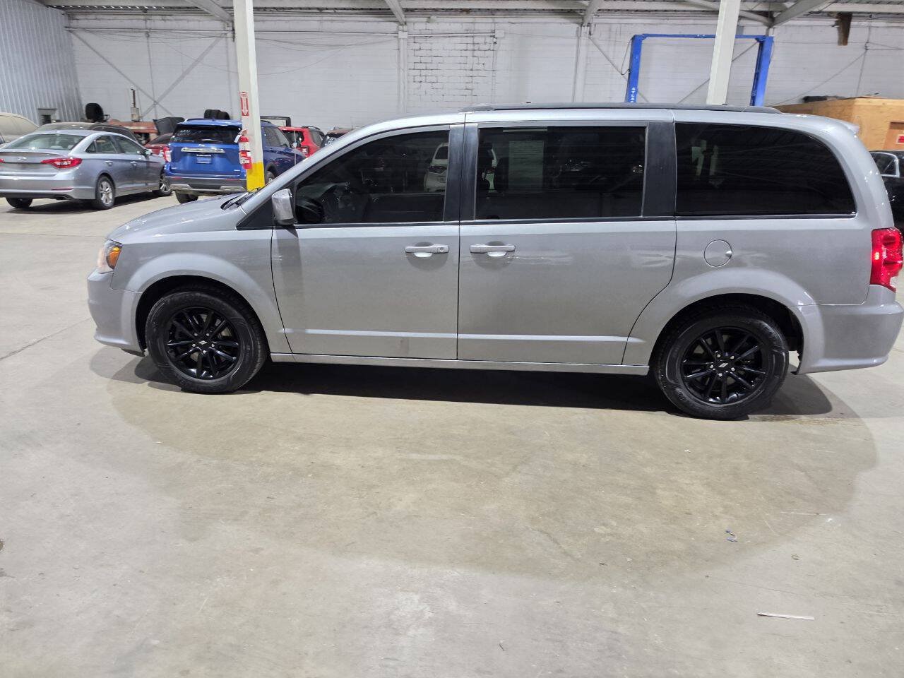 Used 2019 Dodge Grand Caravan GT FWD image 5