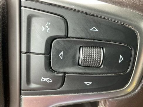 Used 2021 Chevrolet Silverado 1500 RST AWD/4WD image 22