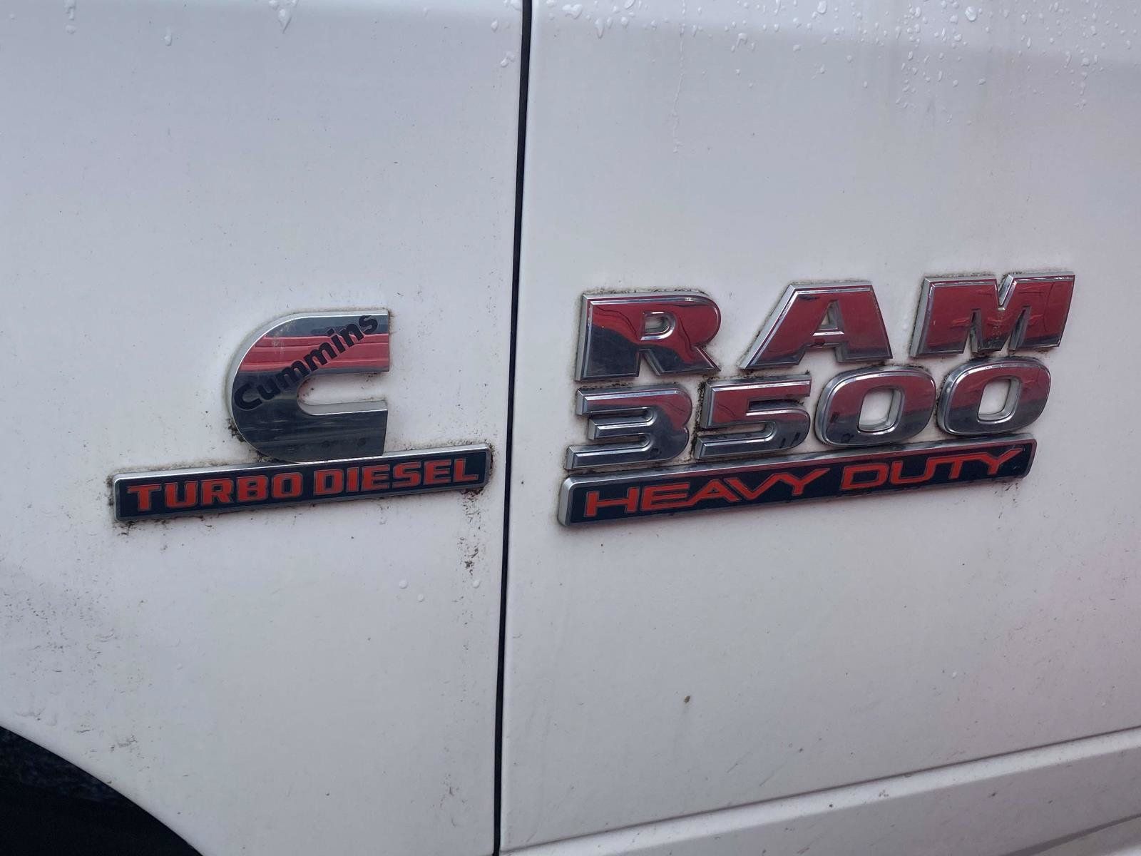 Used 2016 RAM 3500 Tradesman w/ Chrome Appearance Group AWD/4WD image 12