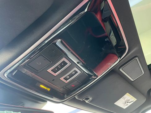 Used 2021 Land Rover Range Rover Sport HST image 15