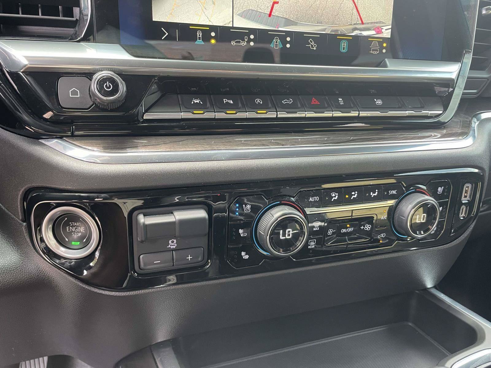 Used 2023 Chevrolet Silverado 1500 LTZ RWD image 14