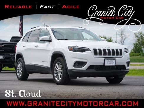 Used 2021 Jeep Cherokee Latitude Lux w/ Comfort/Convenience Group AWD/4WD image 1