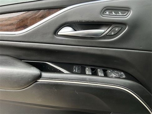 Used 2021 Cadillac Escalade Sport Platinum w/ LPO, ONYX Package image 26