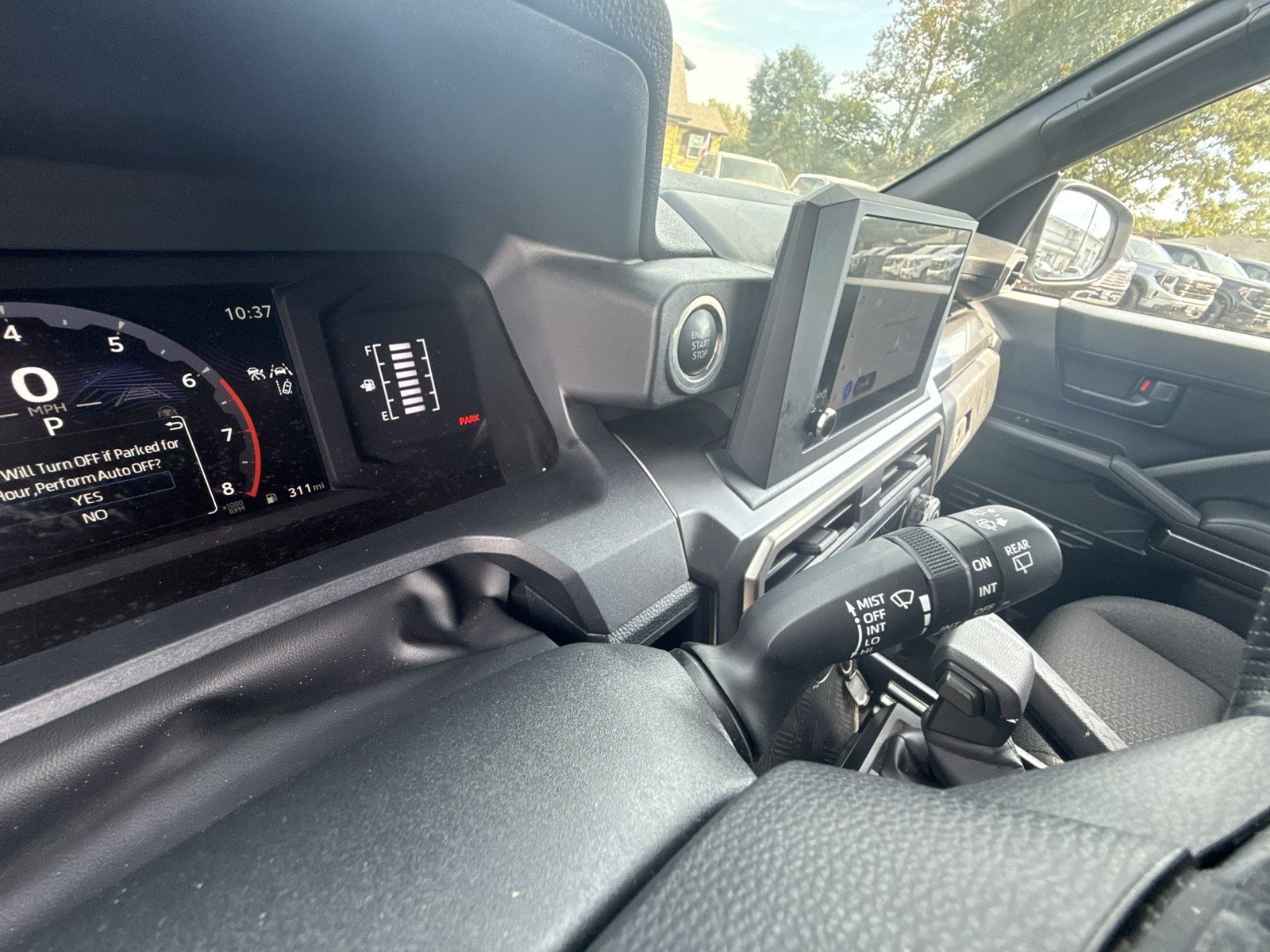 Used 2025 Toyota 4Runner SR5 AWD/4WD image 23