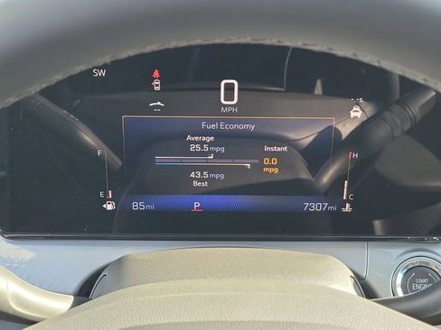 Certified 2025 Chevrolet Trax LT w/ Driver Confidence Package FWD image 28