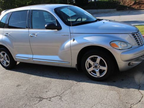 Used 2005 Chrysler PT Cruiser Touring image 9