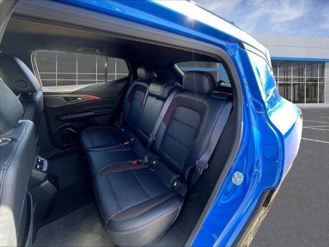 Certified 2024 Chevrolet Equinox EV RS FWD image 24