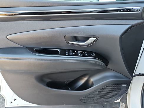 Used 2024 Hyundai Tucson Limited image 29