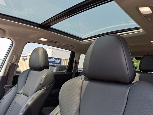 Used 2025 Subaru Ascent Bronze Edition w/ Popular Package #2 AWD/4WD image 23