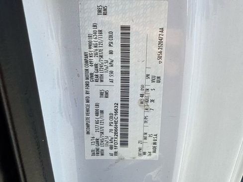 Used 2017 Ford F250 XL w/ Power Equipment Group image 39