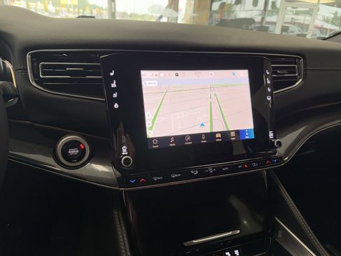 Used 2024 Jeep Wagoneer 4WD w/ Premium Group I image 53