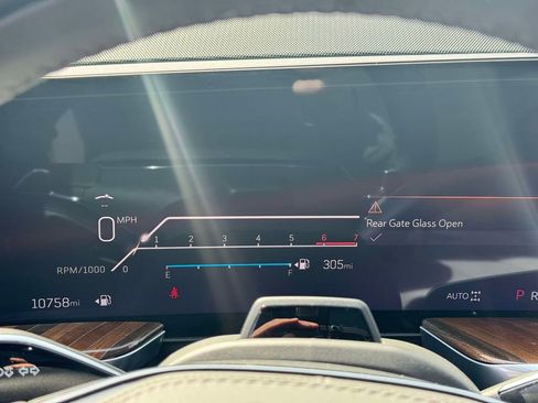 Used 2025 Cadillac Escalade Sport Platinum w/ LPO, Floor Liner Package image 26