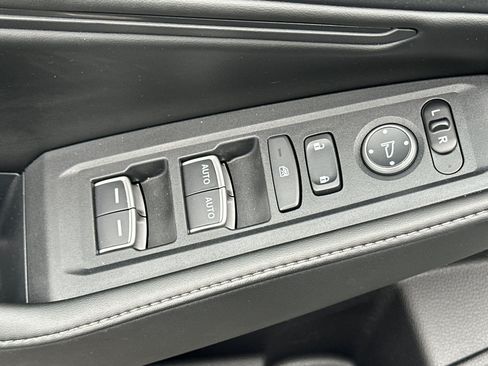 Used 2024 Honda Accord Sport image 14