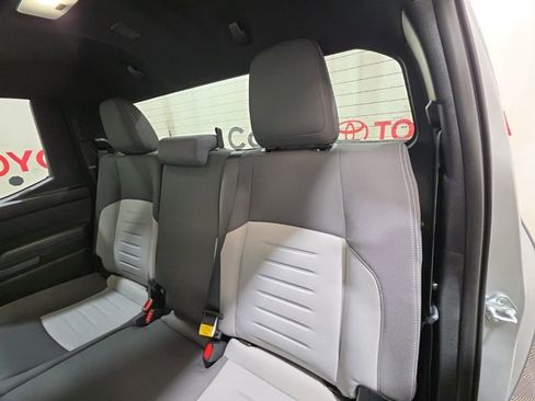 Used 2024 Toyota Tacoma TRD Off-Road image 21