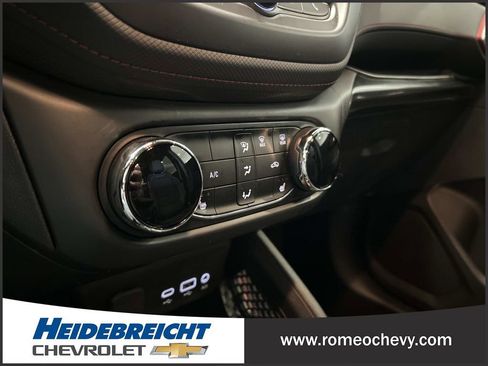 Used 2022 Chevrolet TrailBlazer RS image 22