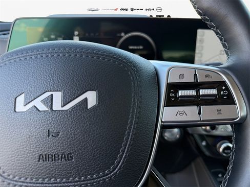 New 2025 Kia Telluride SX w/ SX Captain's Chair Package image 26