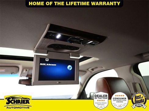 Used 2015 Cadillac Escalade Premium image 35