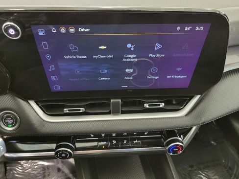 Used 2025 Chevrolet Equinox LT image 7